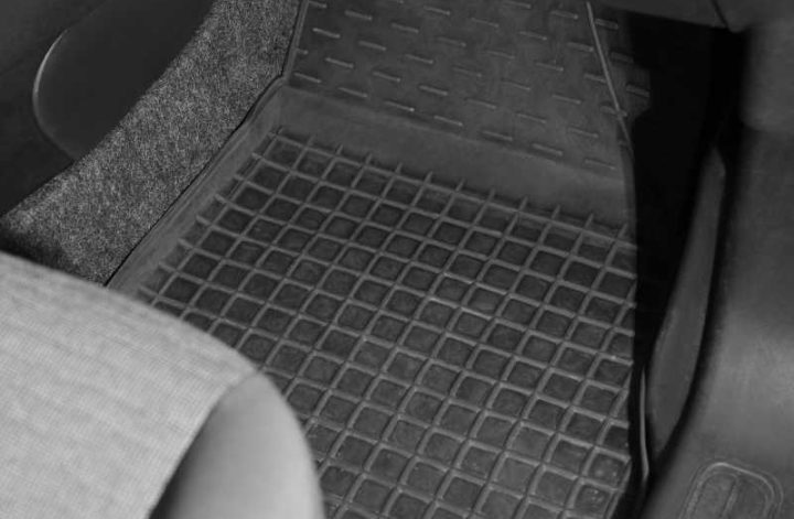 gumijaste preproge za avto